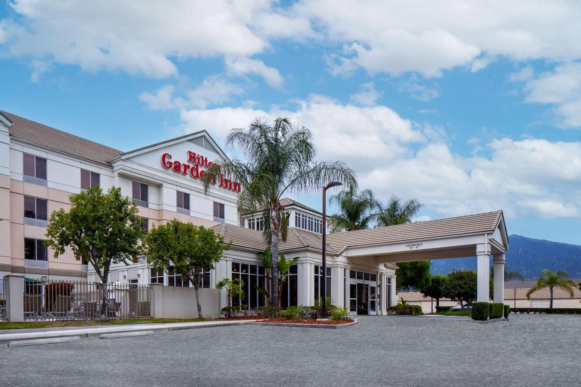 Hilton Garden Inn Arcadia/Pasadena Area Bagian luar foto