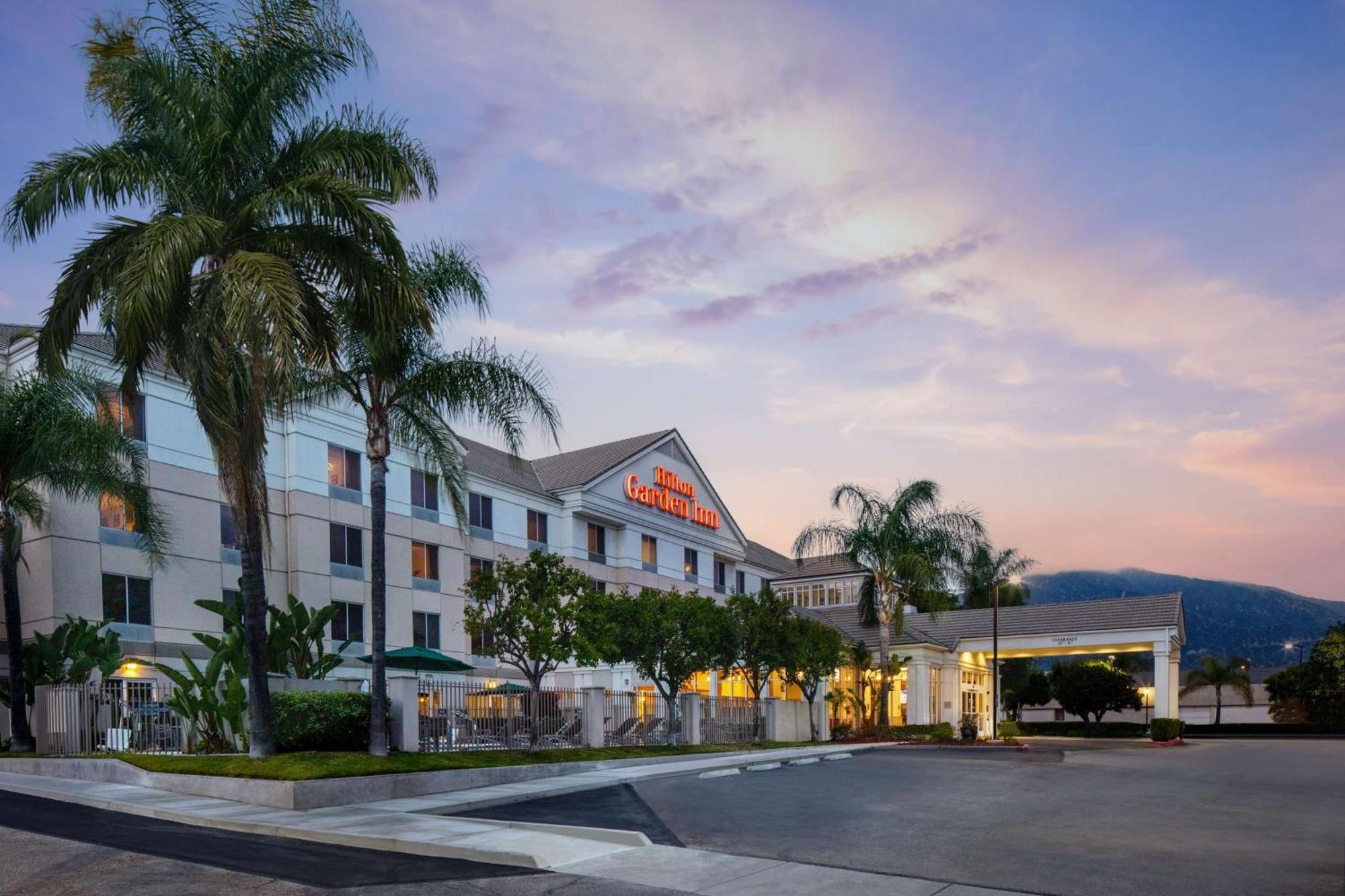 Hilton Garden Inn Arcadia/Pasadena Area Bagian luar foto