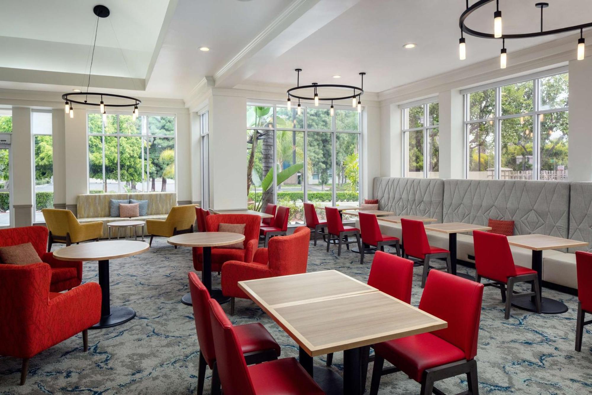 Hilton Garden Inn Arcadia/Pasadena Area Bagian luar foto